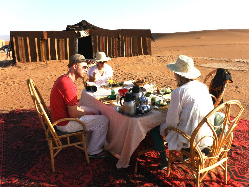 Dar Paru Bed & Breakfast M'Hamid Bagian luar foto